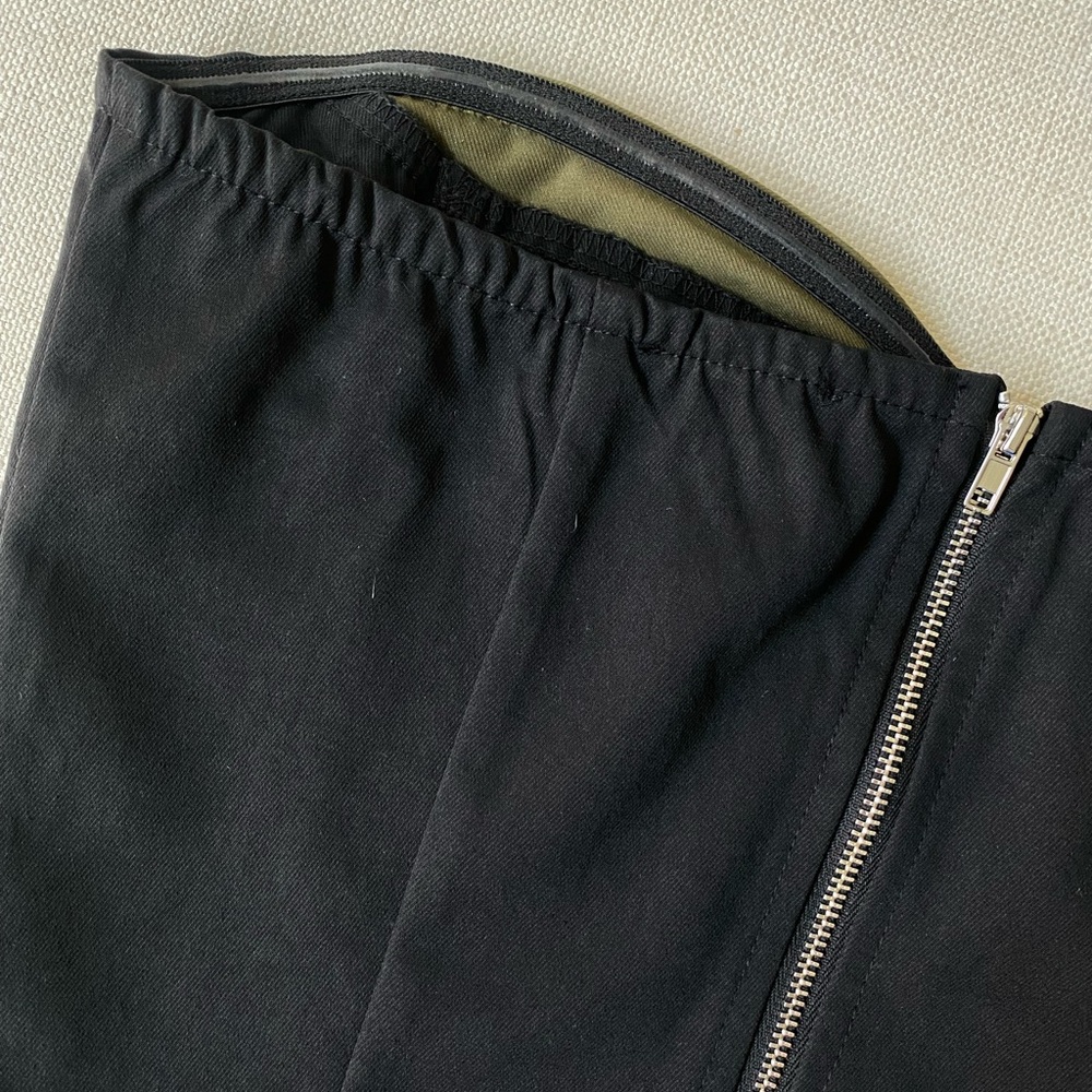 Pretty Little Thing Black Corset - Picture 3 of 5